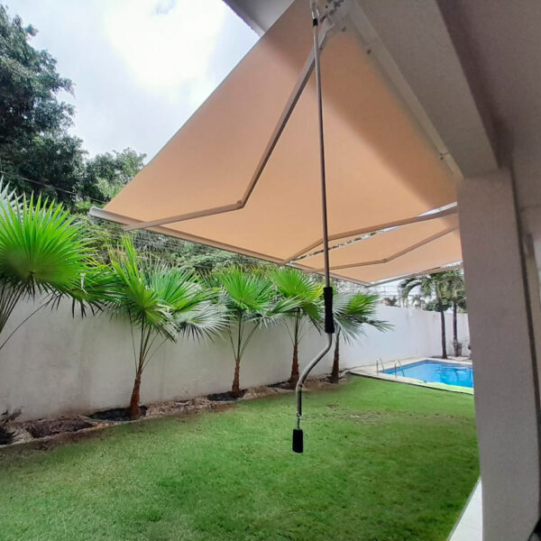 TOLDO DE BRAZOS INVISIBLES